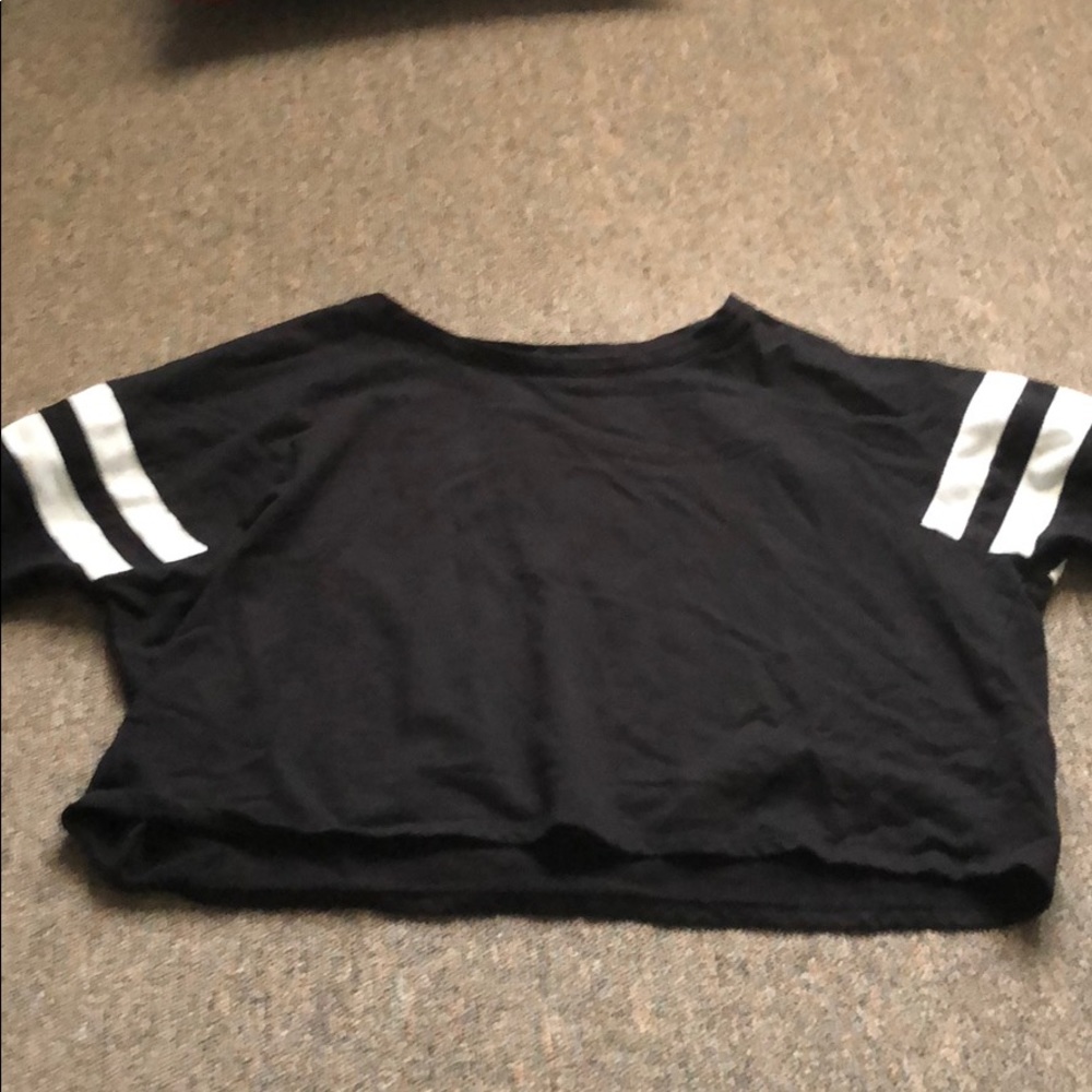 forever 21 cropped sweatshirt